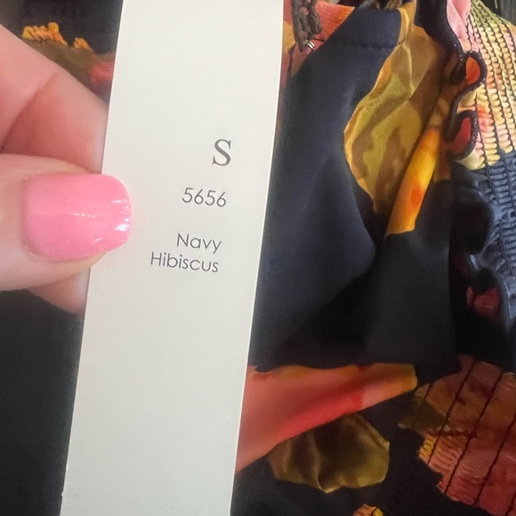 NWT Crosby Floral Halter Top - Picture 8 of 9